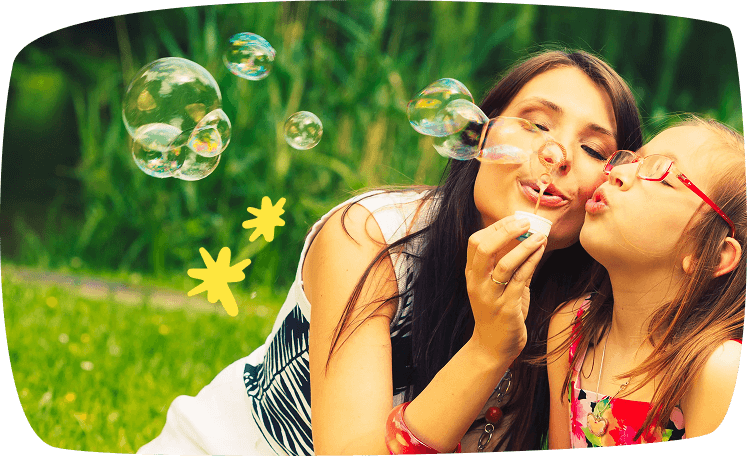 Juegos-sencillos-para-niños-pompas