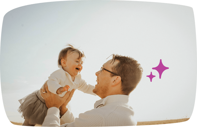 Permiso-de-paternidad padre con hija