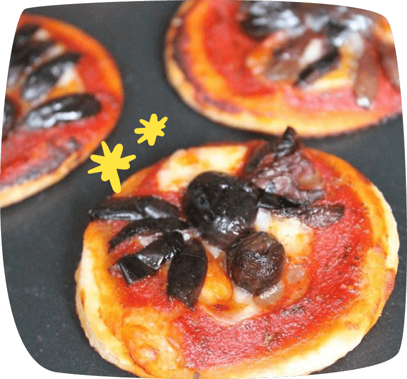 Recetas-de-Halloween-fáciles-para-niños-pizzas
