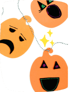 manualidades de Halloween para niños calabazas estampada con sellos