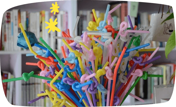 10 manualidades con pajitas que te dejarán con la boca abierta