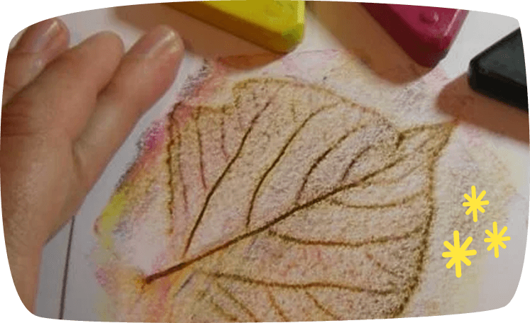 Fall Crafts for Children drwing of leaf